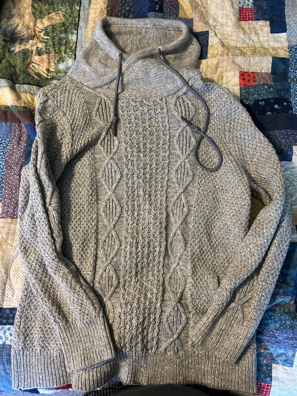 L.L. Bean Women's Light Gray Cable Knit Turtleneck Sweater